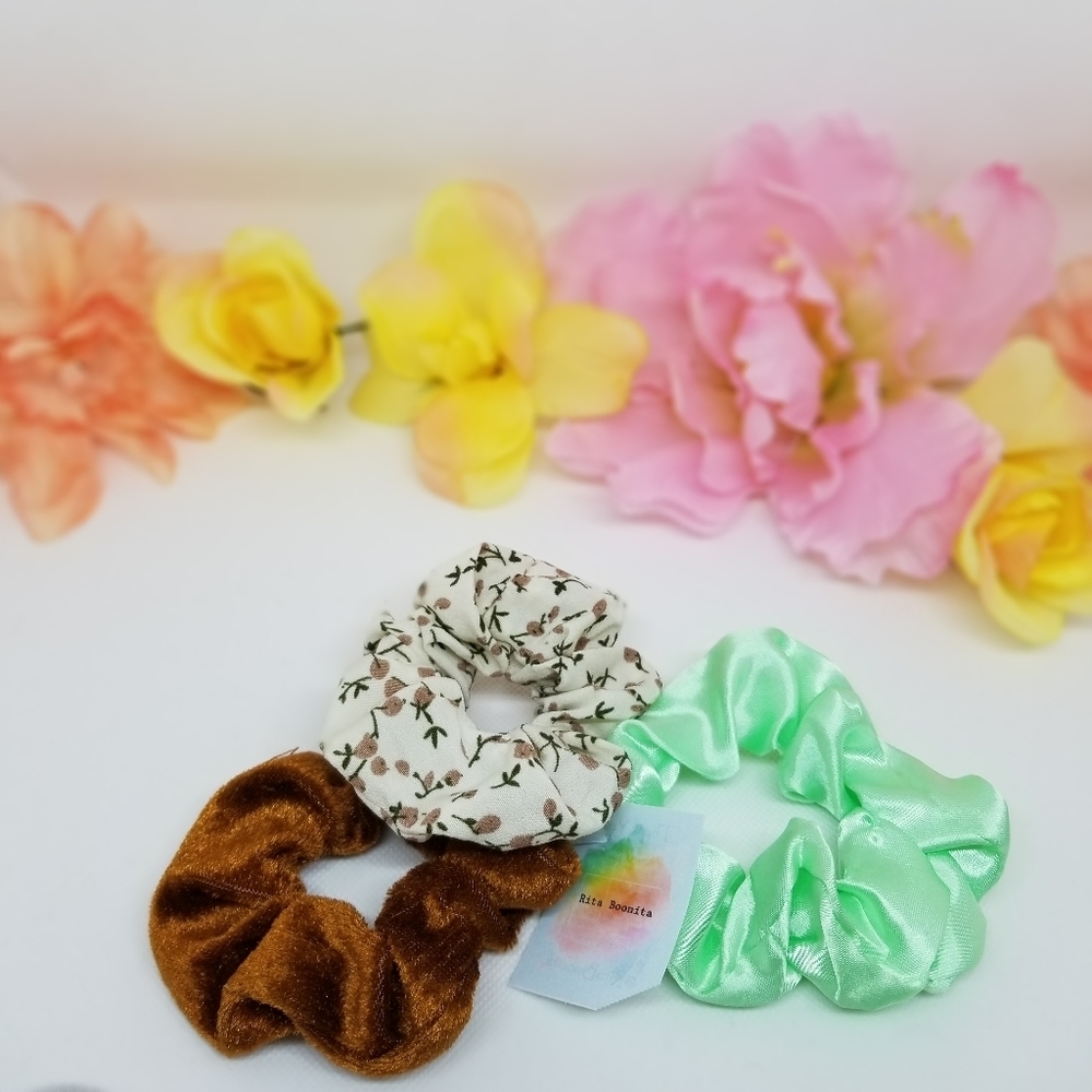 NEW scrunchies- green brown flowers